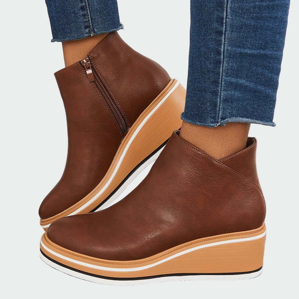 Ortopedske Kožne Čizme S Platformom I Bočnim Zipom Crne Za Žene Za Savršenu Udobnost I Stil