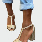 Elegantne Sandale S T Remenom Za Večernje Izlaske