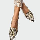 Mokasine S Oštrim Vrhom I Resicama S Animalnim Printom