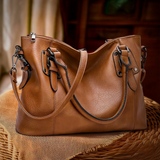 Elowen Kožna Torba Preko Ramena Chic Elegancija Luksuzan Dizajn Za Savršen Stil Izdržljiv Materijal I Moderan Detalj