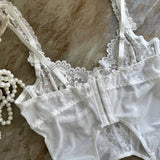 Leyla Vjenčani Set Donjeg Rublja Elegantne Čipke Cvjetne Sa Zavodljivim Dodirom Za Vjenčanje