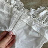 Leyla Vjenčani Set Donjeg Rublja Elegantne Čipke Cvjetne Sa Zavodljivim Dodirom Za Vjenčanje