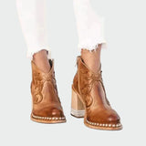 Izšivane Kožne Čizme Western Stil S Dekorativnim Detaljima