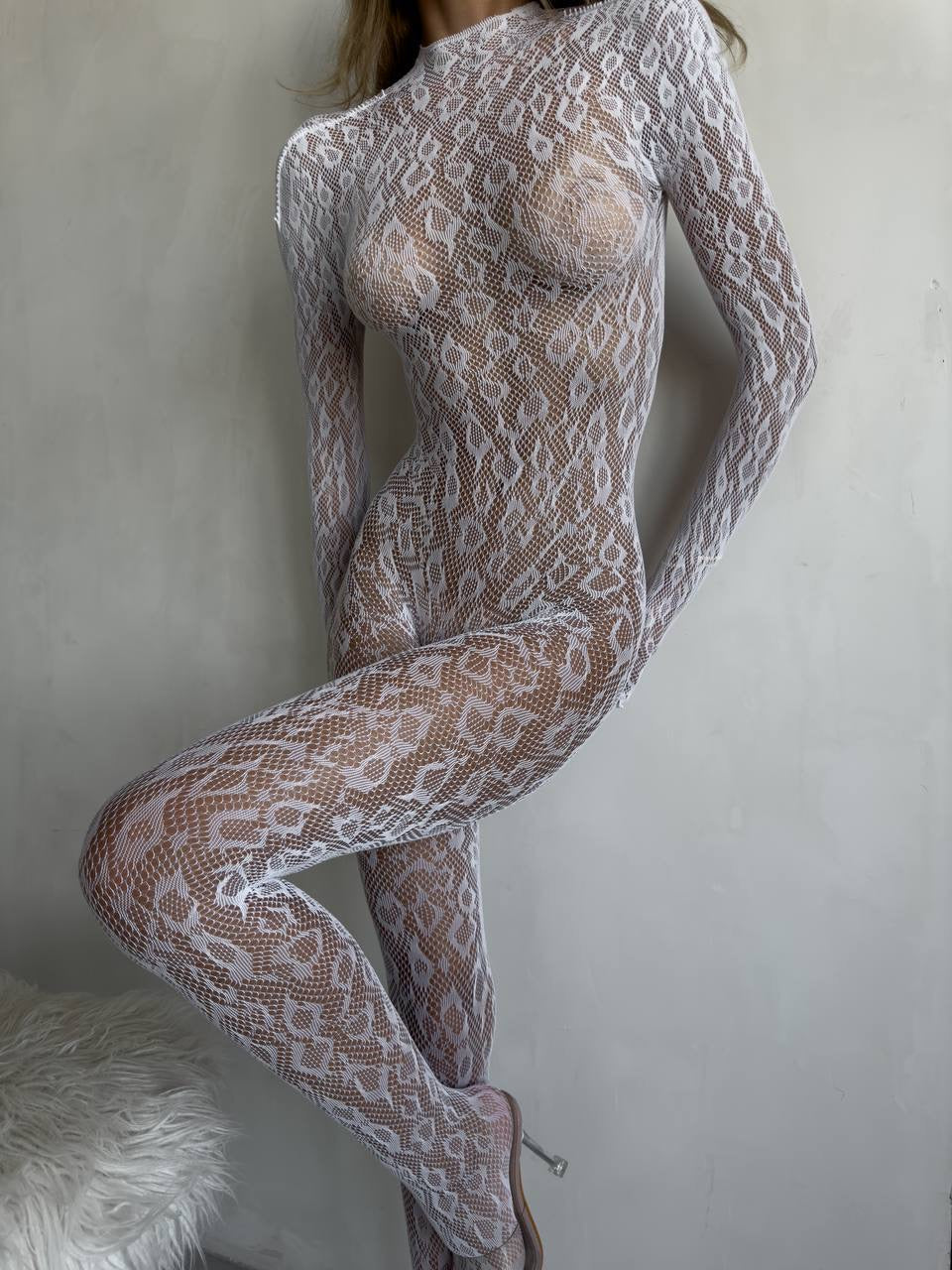 Chloé Čipkasta Bodystocking od Čipke i Mreže Osjetljiva Prozirna za Elegantnu Privlačnost