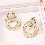 Èala Zlato Naušnice Diamantski Detalji Sa Stud Stražnjim Zatvaračem Za Elegantne Prigode I Svakodnevni Glamur Dizajn