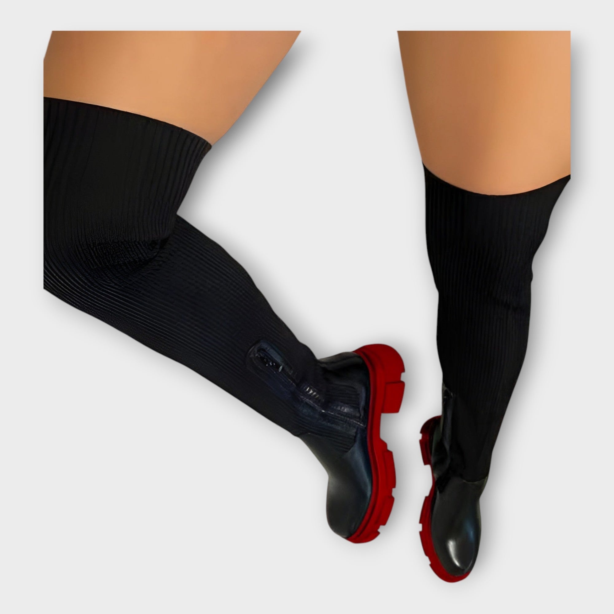 Moderne Čizme sa Minimalnim Dizajnom za Svestrani Stil Idealne za Dnevne i Večernje Kombinacije sa Fleksibilnim Krojem