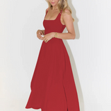 Elegantna Midi Haljina S Romantičnom Linijom Za Prilike