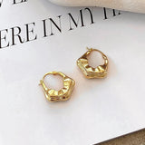 Jaetyn Naušnice Zlato Sa Geometrijskim Nepravilnim Oblikom Sa Klipsom Pad Od 3 cm Širina 2,5 cm