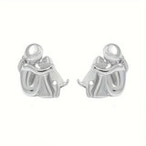 Olivia I Ivy Elegantne Naušnice U Zagrljaju Sa Psom Simbol Brige Povjerenja I Zajedništva