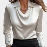 Elegantna Bijela Saten Bluza Sa Drapiranim Dekolteom