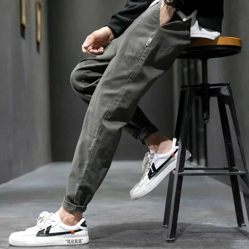 Pantalón Jogger Tapered Urbano - Hala Madrid