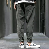 Pantalón Jogger Tapered Urbano - Hala Madrid