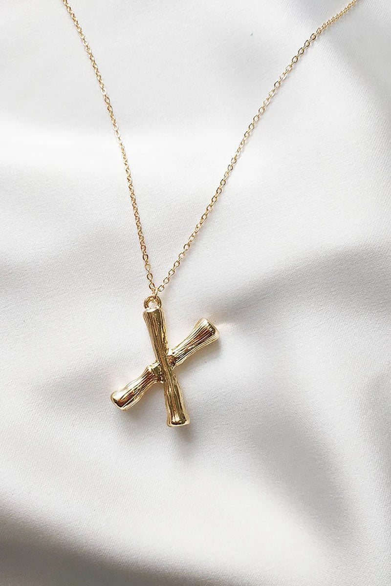 Zlatni Lančić s Inicijalom od U do Z u Obliku Bambusovih Stabljika za Slojeviti Stil