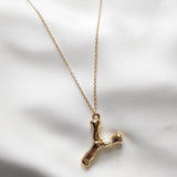 Zlatni Lančić s Inicijalom od U do Z u Obliku Bambusovih Stabljika za Slojeviti Stil