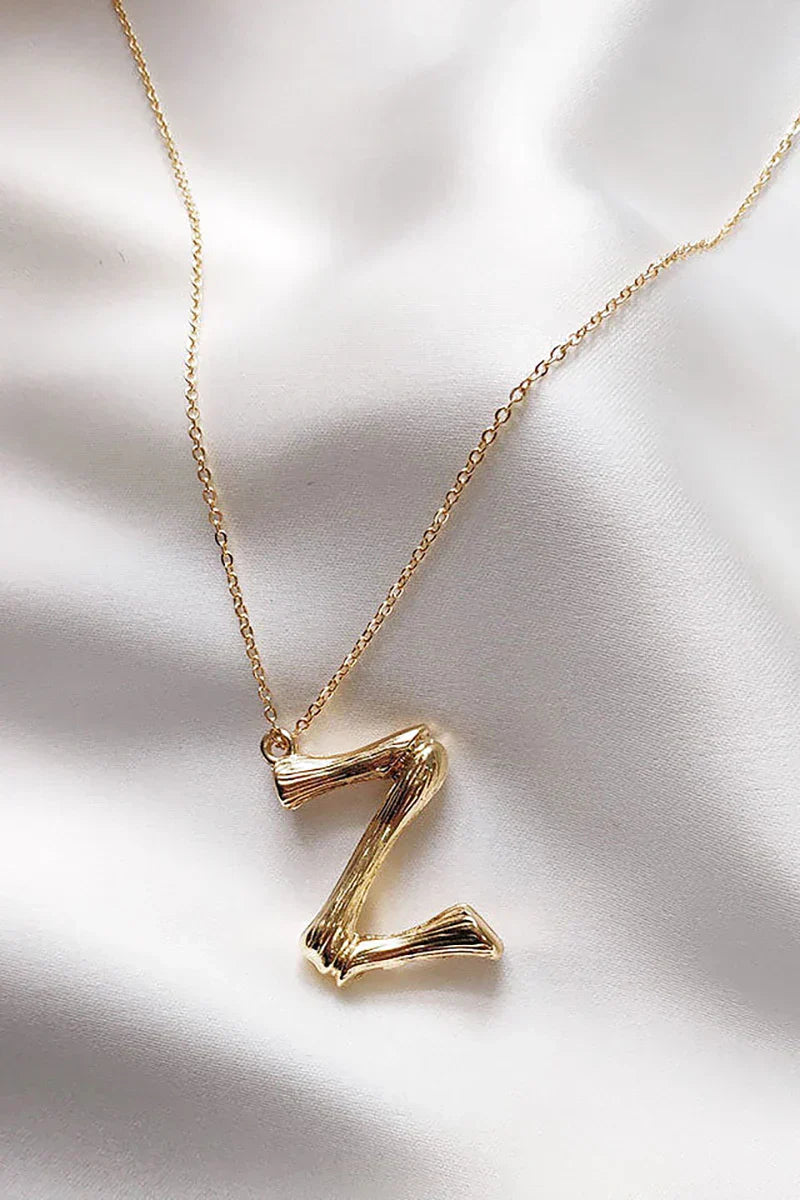 Zlatni Lančić s Inicijalom od U do Z u Obliku Bambusovih Stabljika za Slojeviti Stil