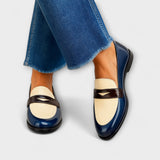 Klaudija Loafers Sa Kontrastom Dvobojnog Dizajna Elegancija