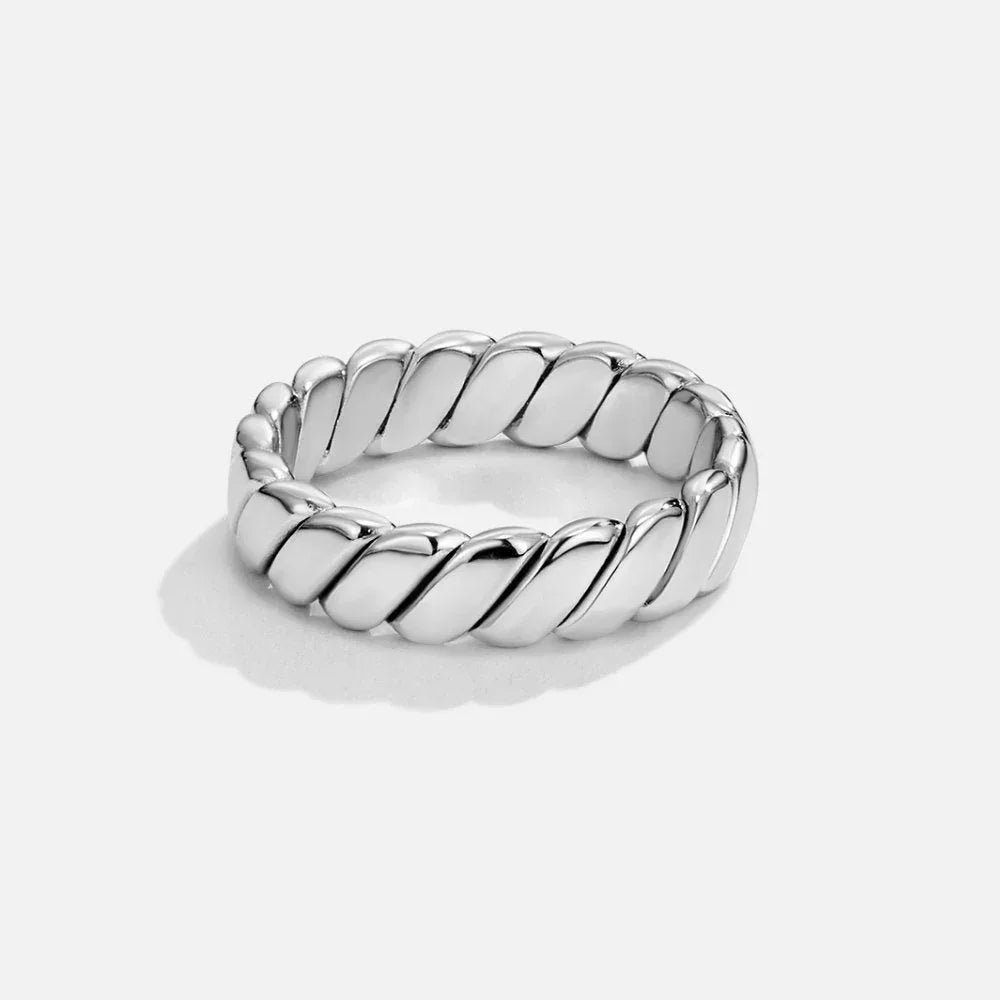 Anillo de Plata Calira con Infinito Torcido - Hala Madrid