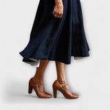 Mary Jane Cipele S Modernim Minimalističkim Estetikom