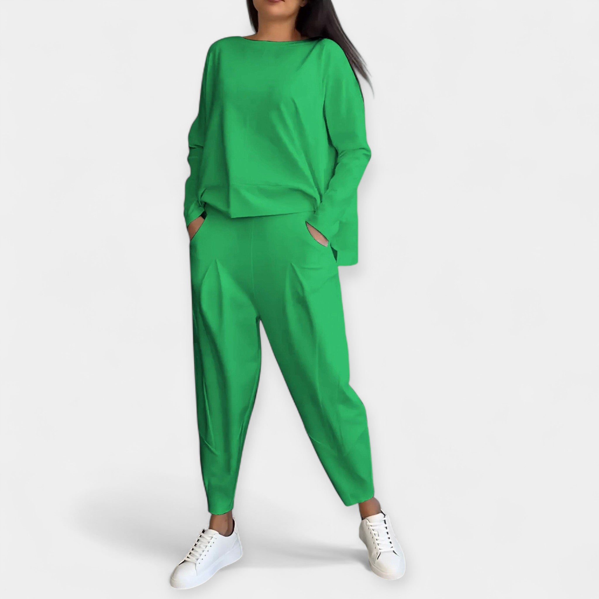 Elegantan Set S Dugim Rukavima Za Casual Stil I Udobu