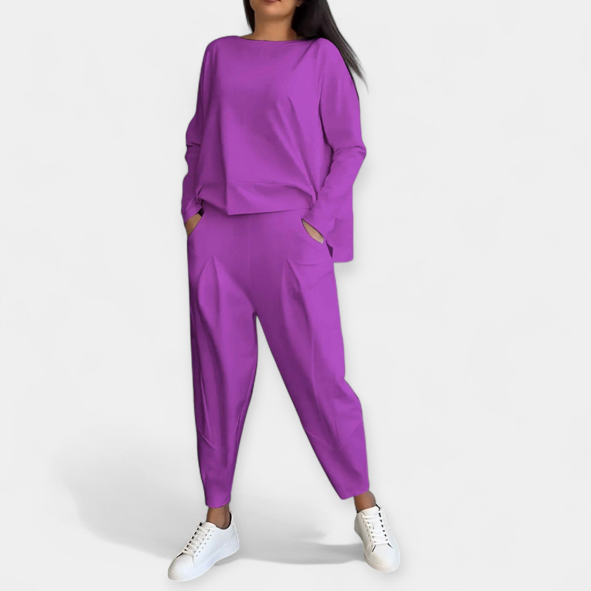 Elegantan Set S Dugim Rukavima Za Casual Stil I Udobu