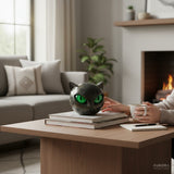 Crna Mačka Mistična Skulptura Hipnotizirajućim Očima