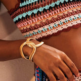 Metalna Teksturirana Geometrijska Narukvica Sa Modernim Dizajnom Za Sve Prigode I Svakodnevnu Eleganciju