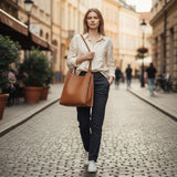 Elise Kožna Torba Na Ramenu Dimenzije 33x30x11,5 Centimetara Za Moderne Žene Elegancija I Praktičnost