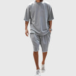 Mateo | Conjunto con camiseta y pantalón corto informal - Hala Madrid